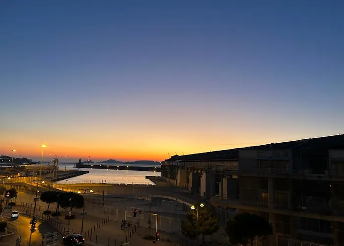 Le Quai Du Mucem